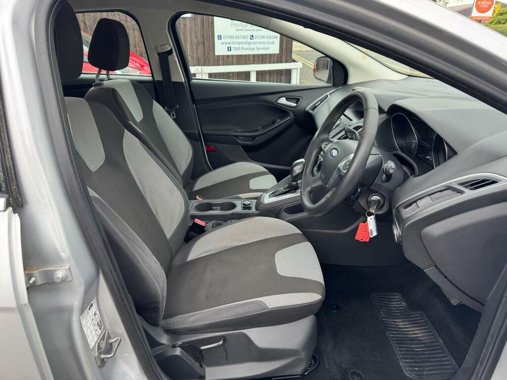 Ford Focus 1.6 Zetec Powershift Euro 5 Silver #3