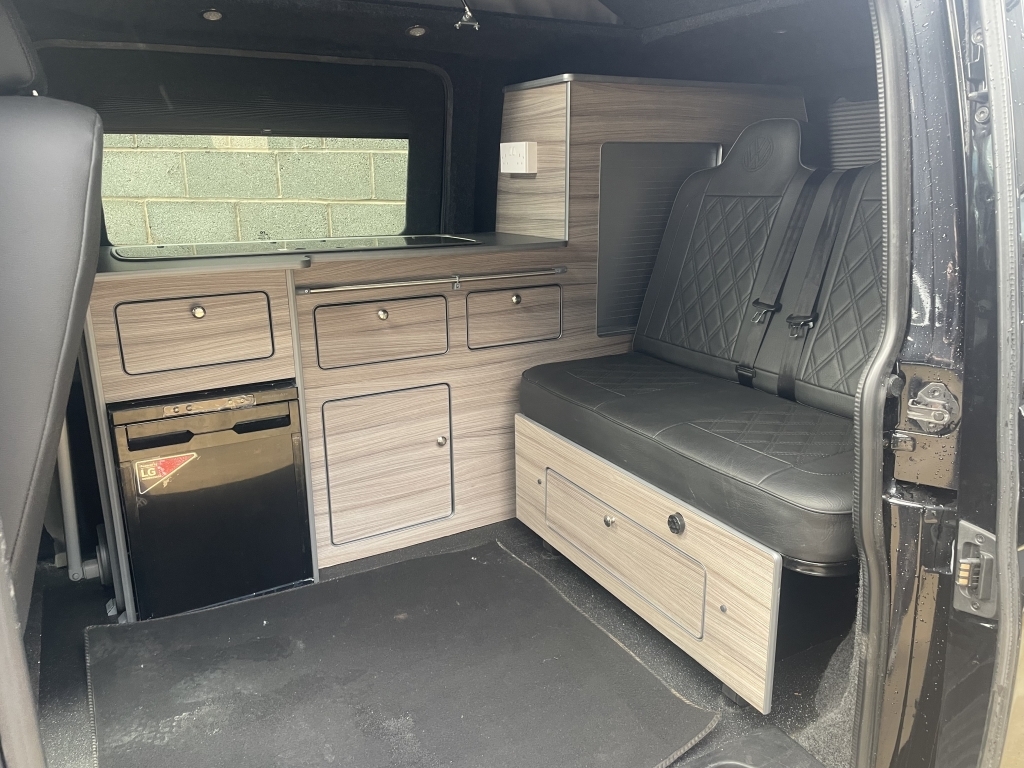 Volkswagen Transporter  White #9