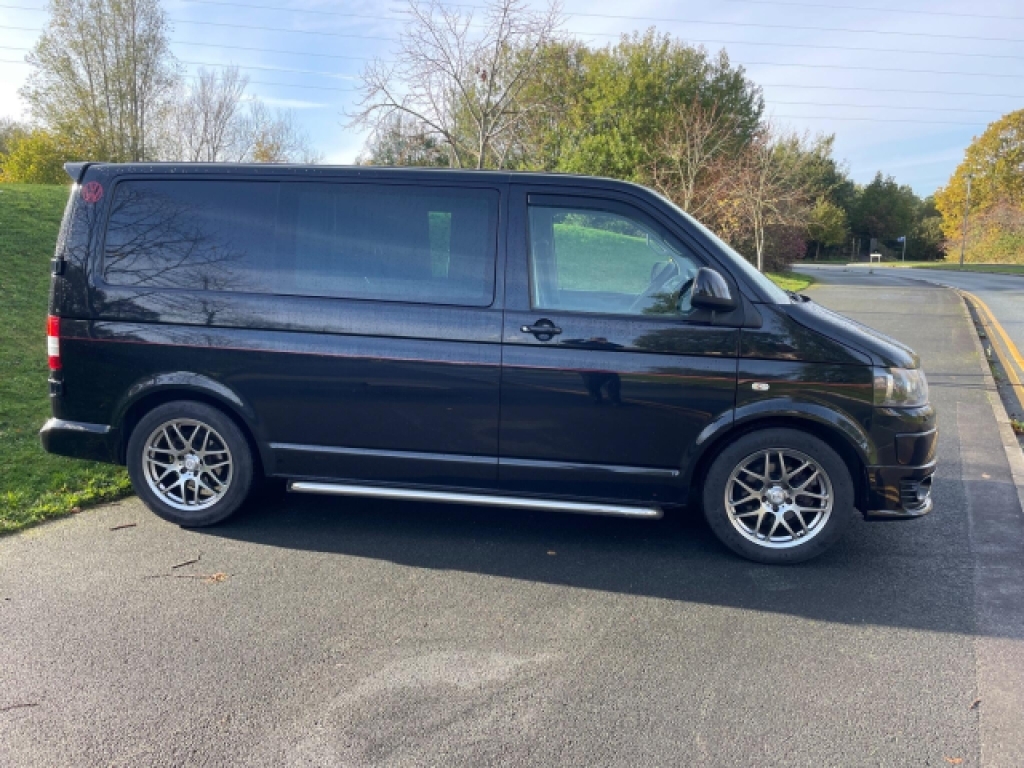 Volkswagen Transporter Mpv White #4
