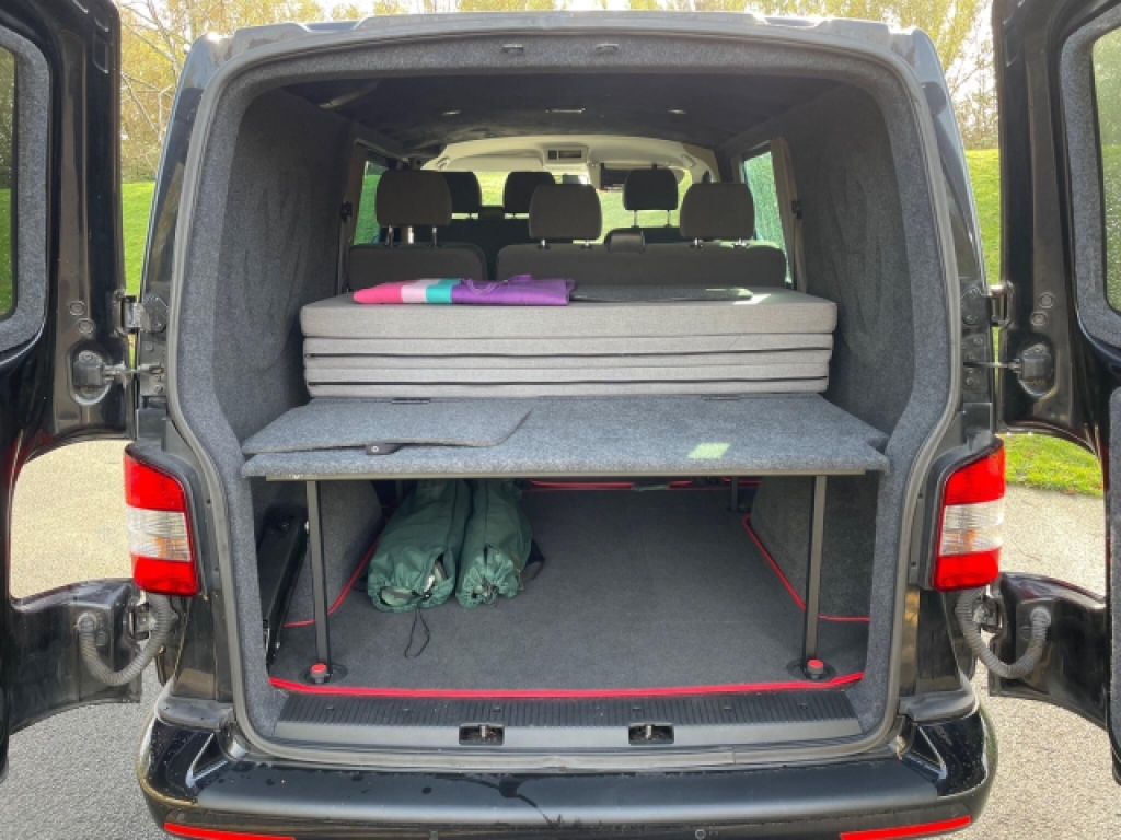 Volkswagen Transporter Mpv White #11