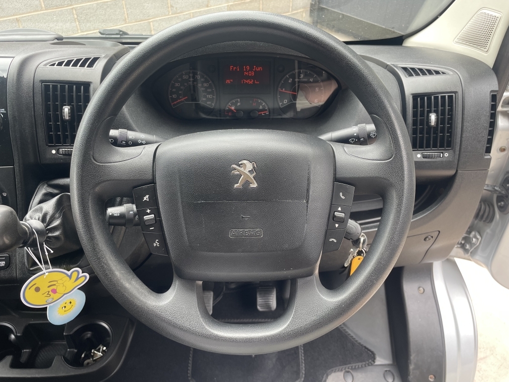 Peugeot Boxer Professional Blue #14