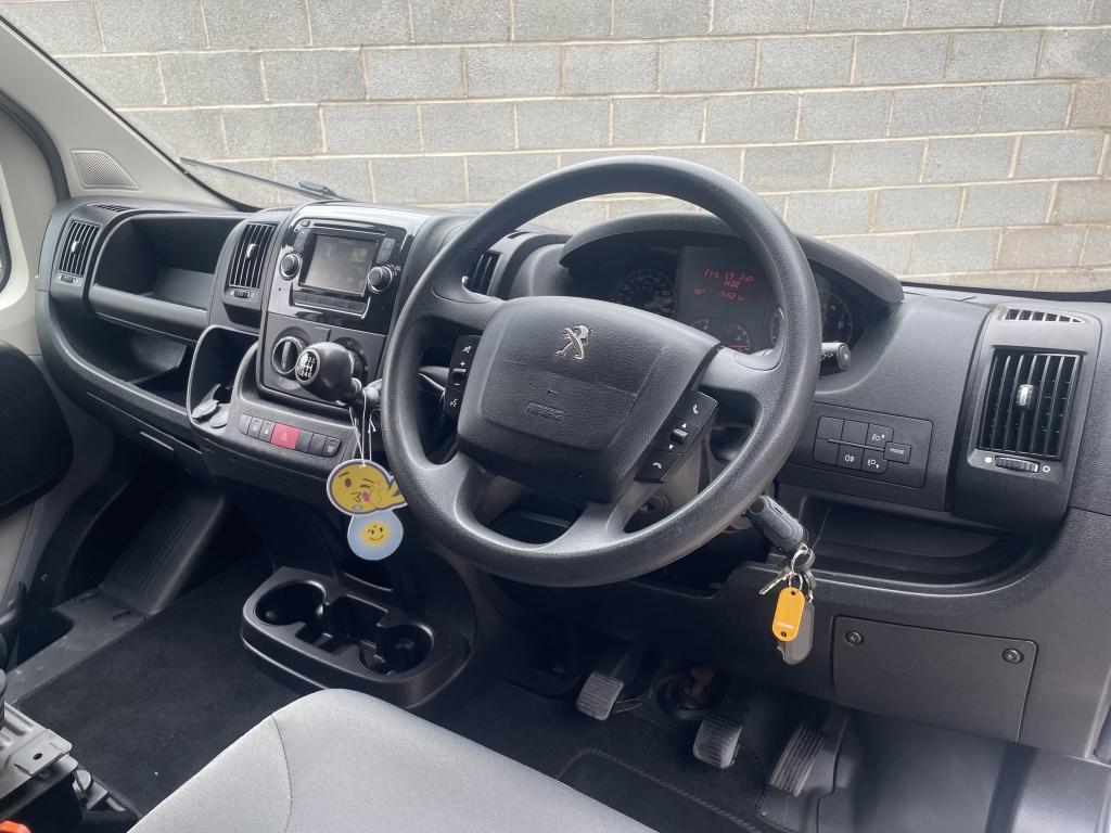 Peugeot Boxer Professional Blue #11