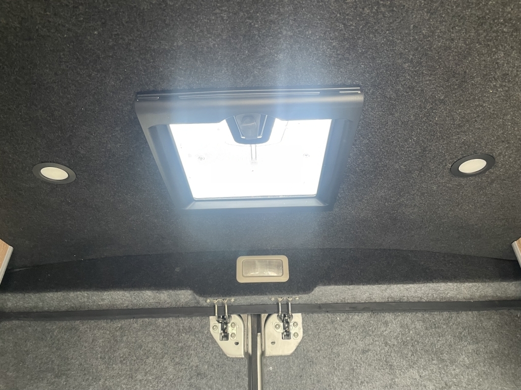 Peugeot Boxer Professional Blue #25