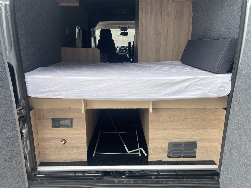 Peugeot Boxer Professional Blue #27
