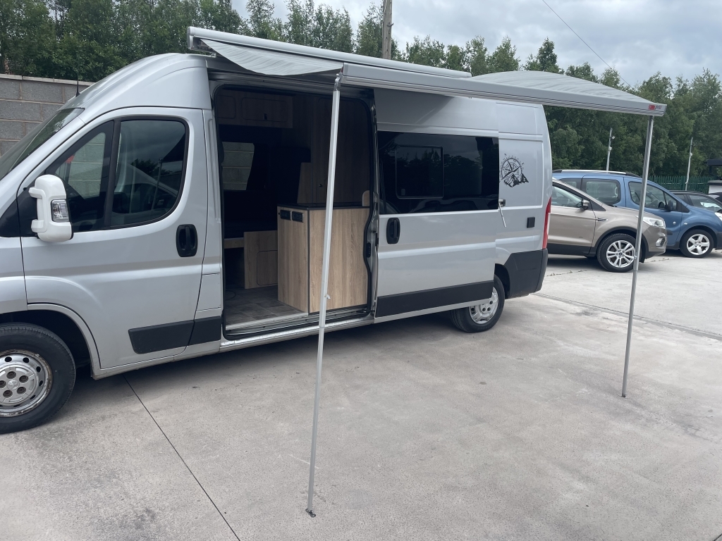 Peugeot Boxer Professional Blue #32