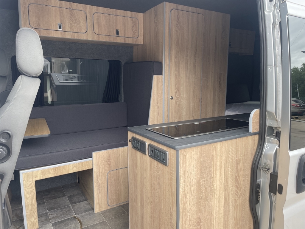 Peugeot Boxer Professional Blue #19