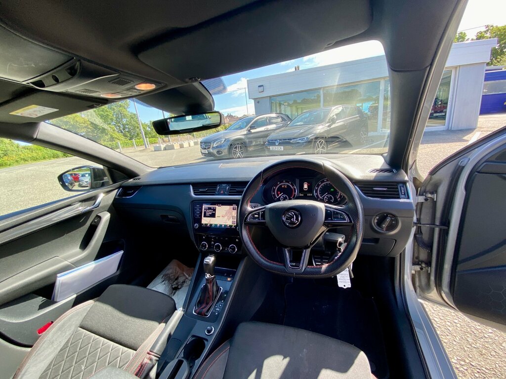Skoda Octavia Se Technology Black #10