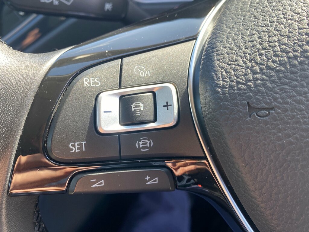 Volkswagen T-Roc White #17