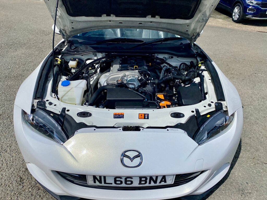 Mazda MX-5 2.0 Skyactiv-g Sport Nav Euro 6 Red #17