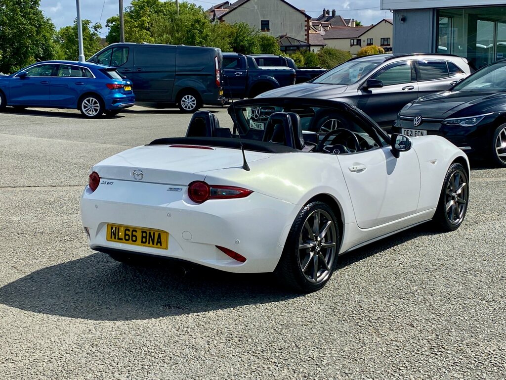 Mazda MX-5 2.0 Skyactiv-g Sport Nav Euro 6 Red #14