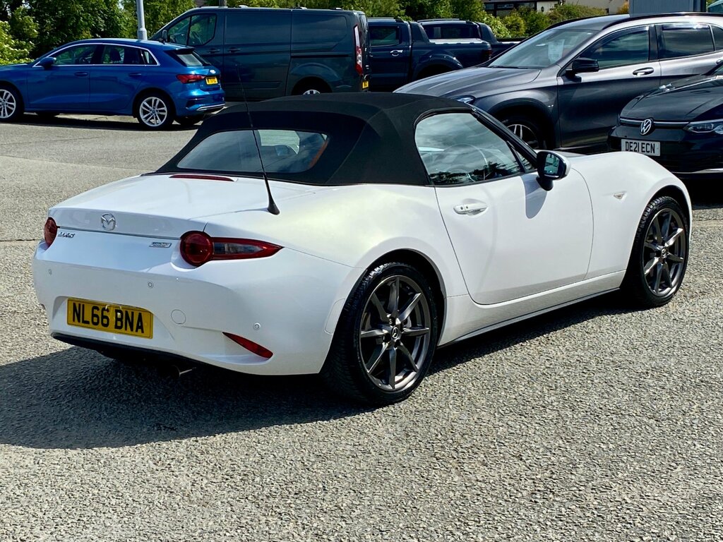 Mazda MX-5 2.0 Skyactiv-g Sport Nav Euro 6 Red #7
