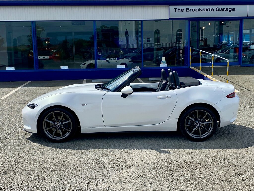Mazda MX-5 2.0 Skyactiv-g Sport Nav Euro 6 Red #16