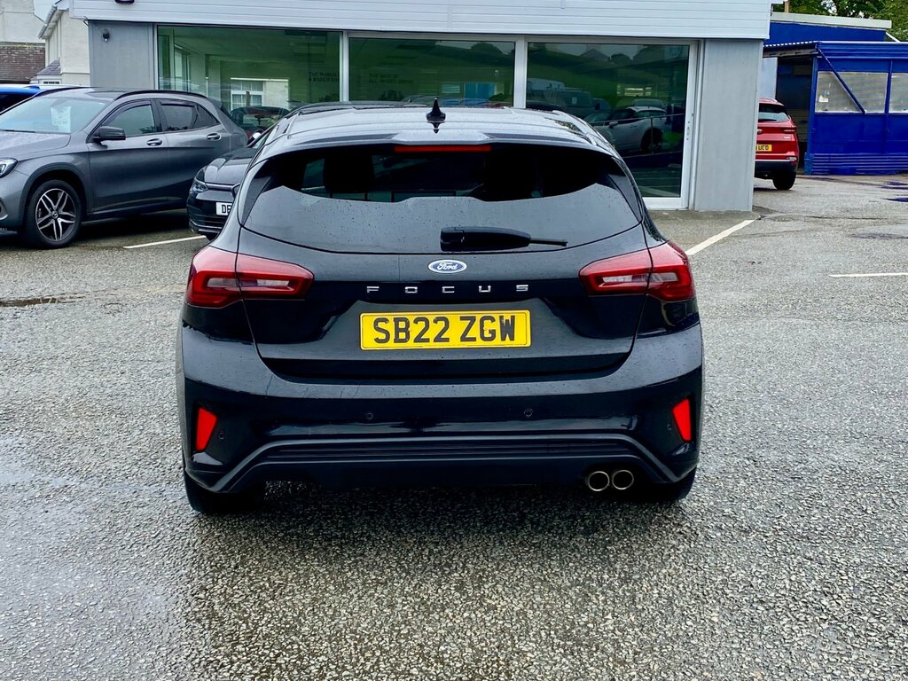 Ford Focus 1.0T Ecoboost St-line Vignale Hatchback SB22ZGW Black #6