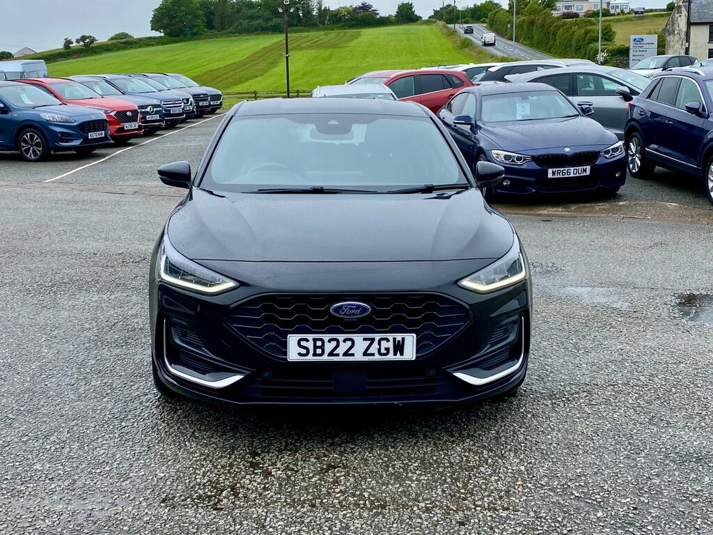Ford Focus 1.0T Ecoboost St-line Vignale Hatchback SB22ZGW Black #2