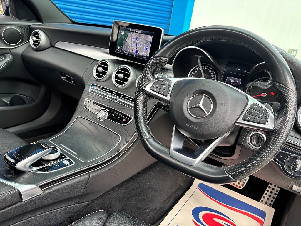 Mercedes-Benz C Class 2.1 C250d Amg Line Estate G-tronic Eur WL17JVK White #4