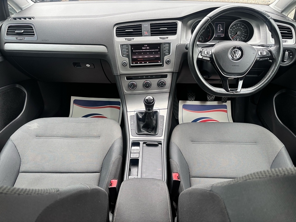 Volkswagen Golf Golf R Tsi White #20