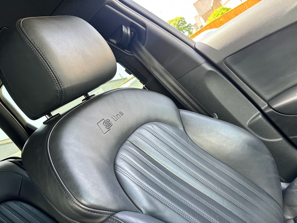 Audi A6 Avant 3L Black Edition Silver #20
