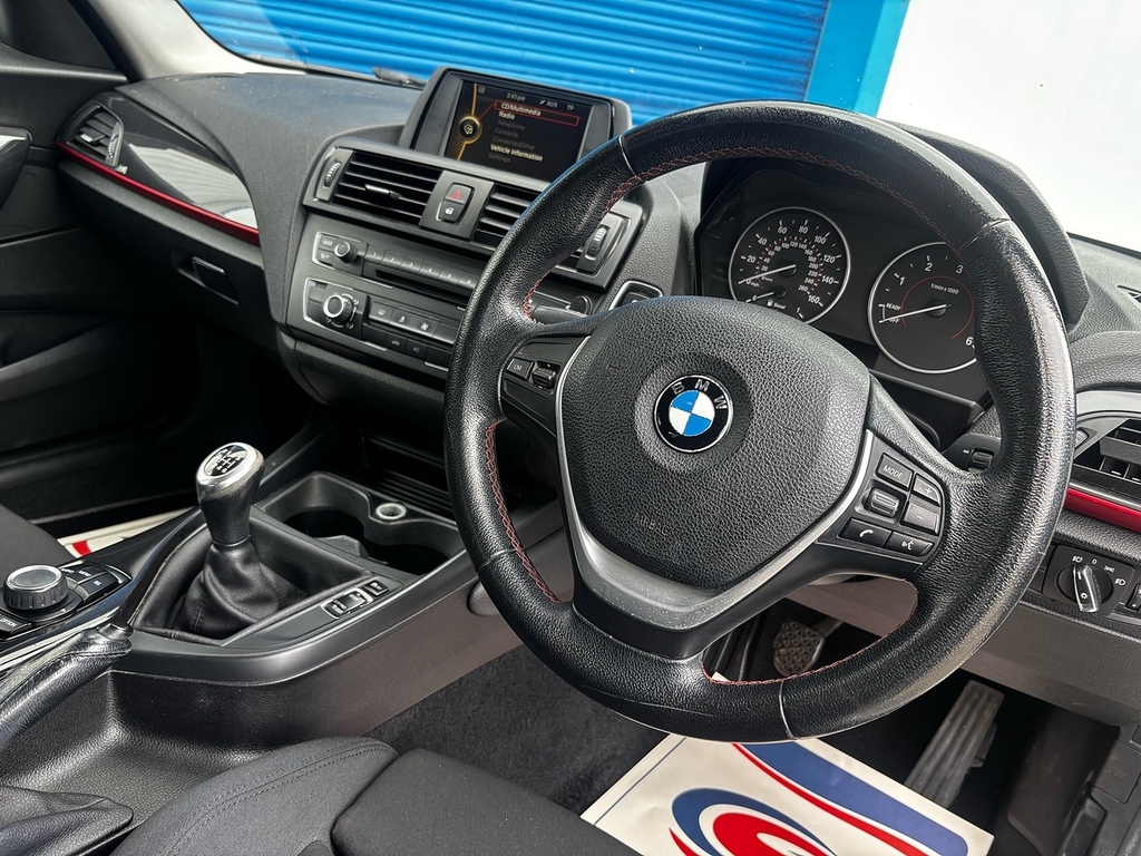 BMW 1 Series 118D Sport ND63MLY White #4