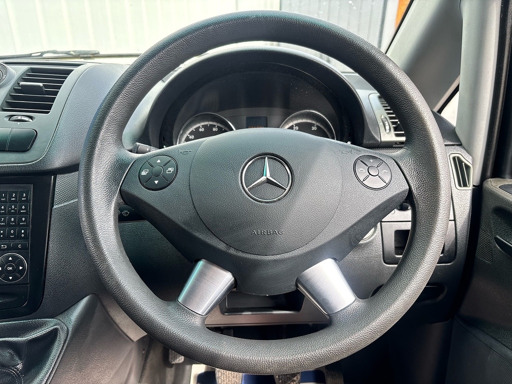 Mercedes-Benz Vito 113 Cdi Dualiner Minibus 2.1 White #5