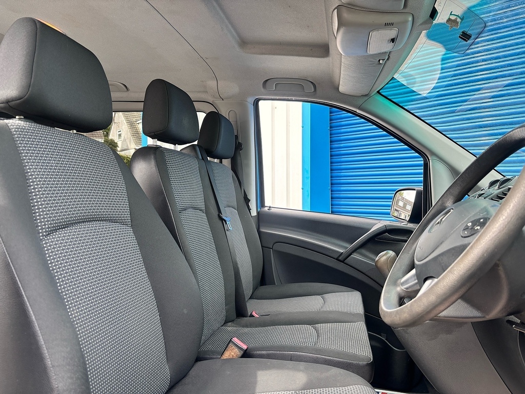 Mercedes-Benz Vito 113 Cdi Dualiner Minibus 2.1 White #6