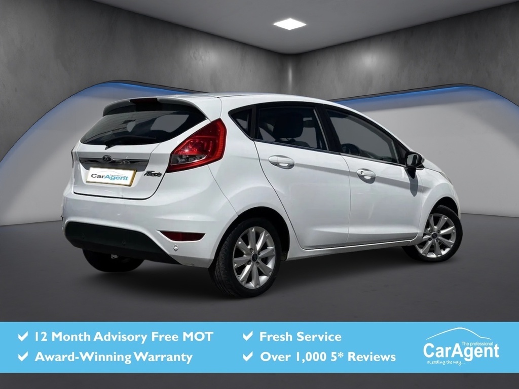 Ford Fiesta 1.4 Zetec Hatchback 154 Gkm White #2