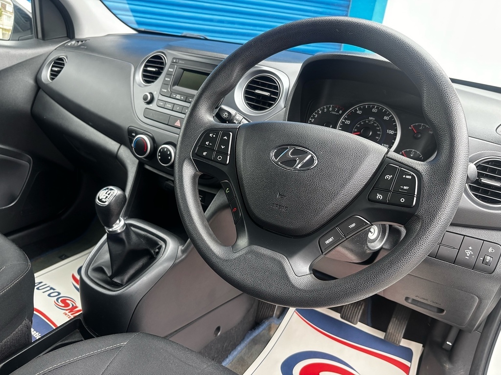 Hyundai I10 1.0 Se Hatchback Euro 6 66 Ps White #4
