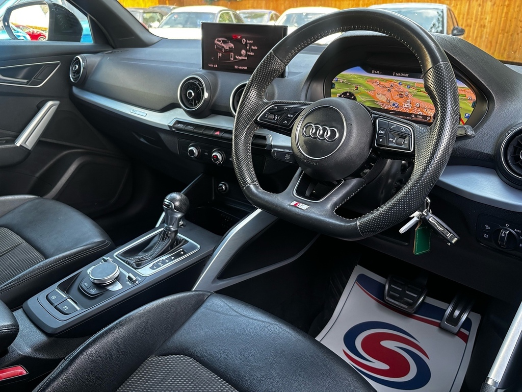 Audi Q2 1.6 Tdi 30 S Line Suv S Tronic Euro 6 Black #3