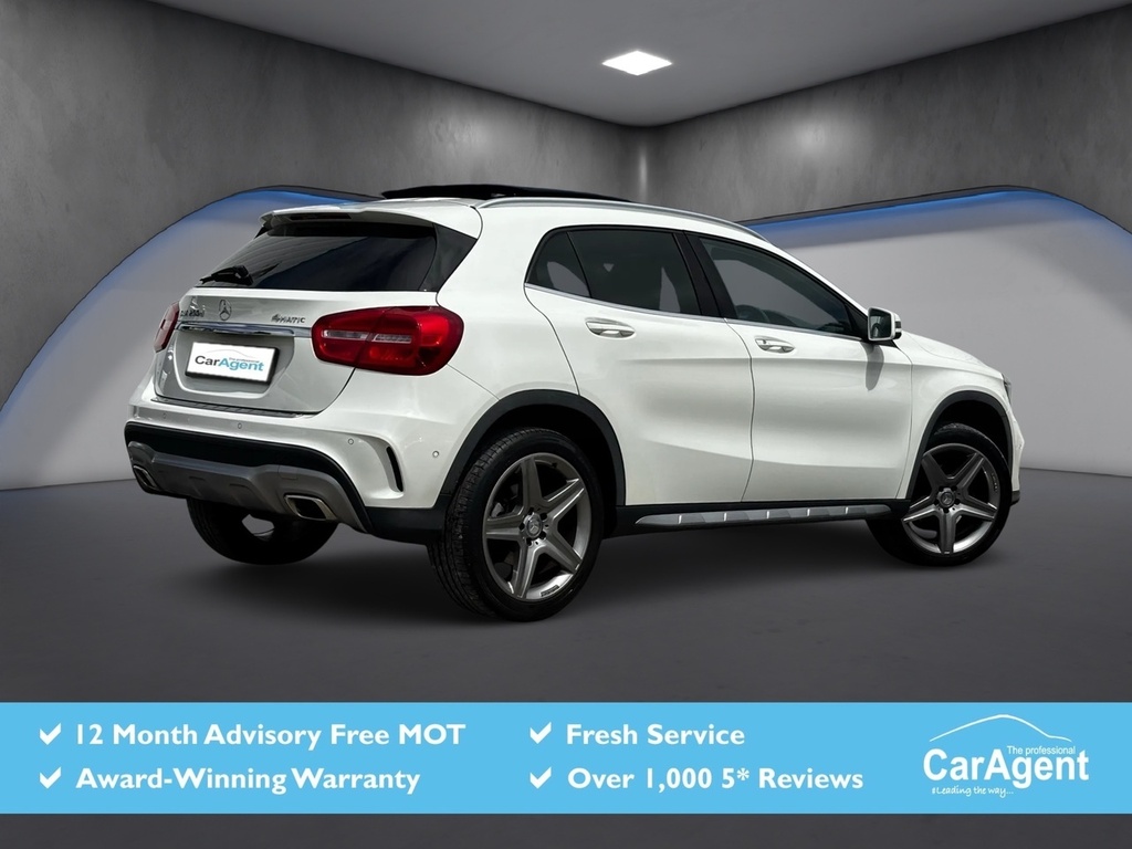 Mercedes-Benz GLA Class 2.1 Gla200d Amg Line Premium Plus Suv White #2