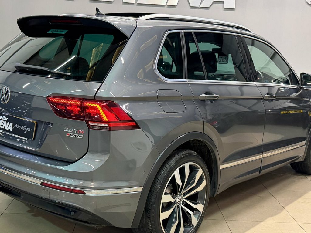 Volkswagen Tiguan 2.0 Tdi Bluemotion Tech Se Navigation Suv Dies Black #9