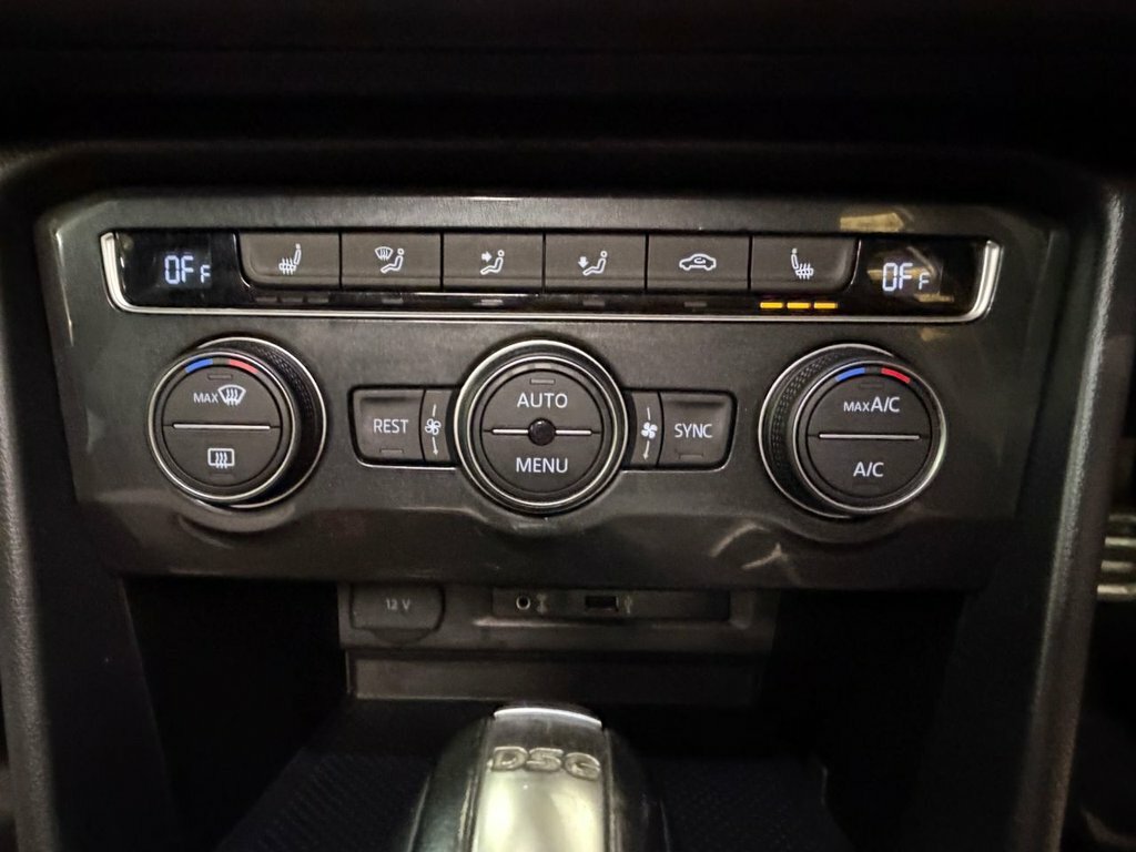 Volkswagen Tiguan 2.0 Tdi Bluemotion Tech Se Navigation Suv Dies Black #25