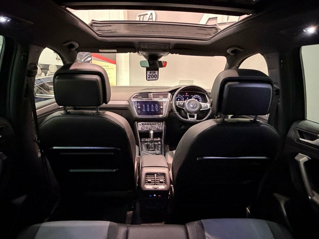 Volkswagen Tiguan 2.0 Tdi Bluemotion Tech Se Navigation Suv Dies Black #26