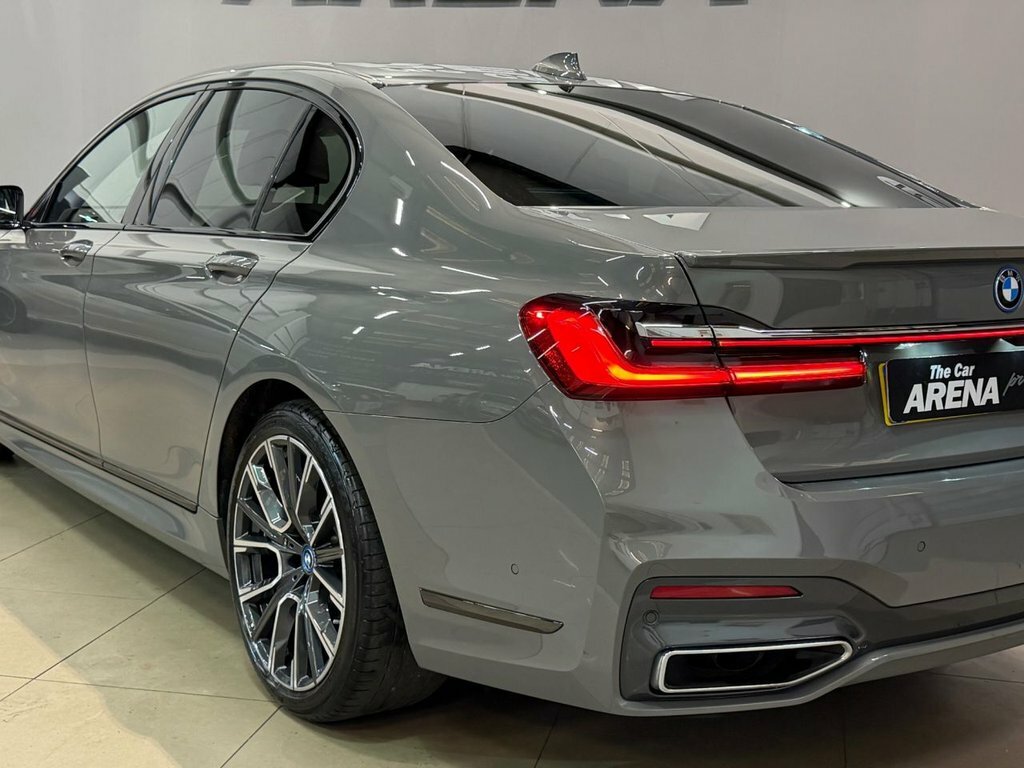 BMW 7 Series  Black #10