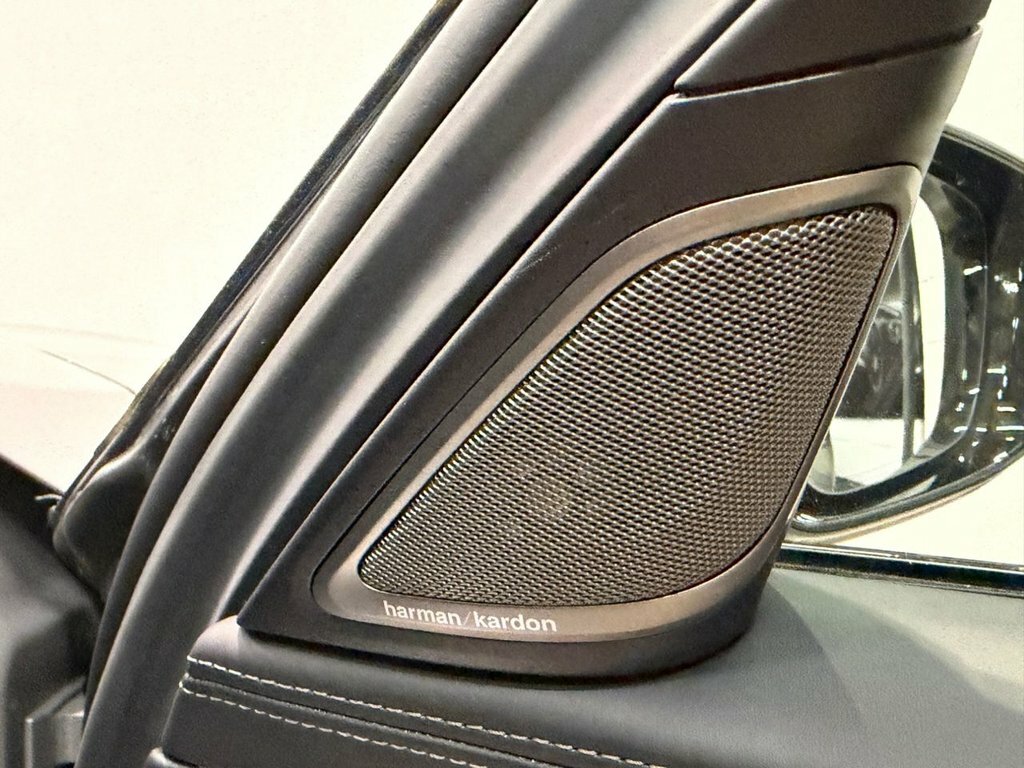BMW 7 Series  Black #17