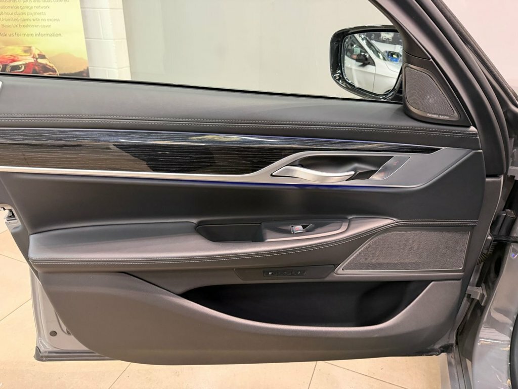 BMW 7 Series  Black #37