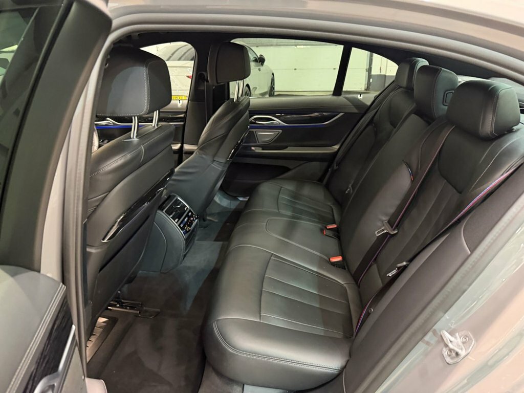 BMW 7 Series  Black #27