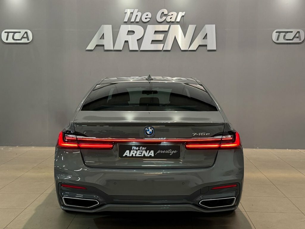 BMW 7 Series  Black #11