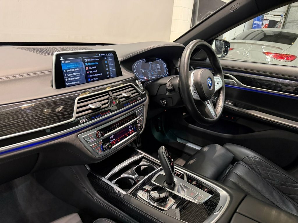 BMW 7 Series  Black #26
