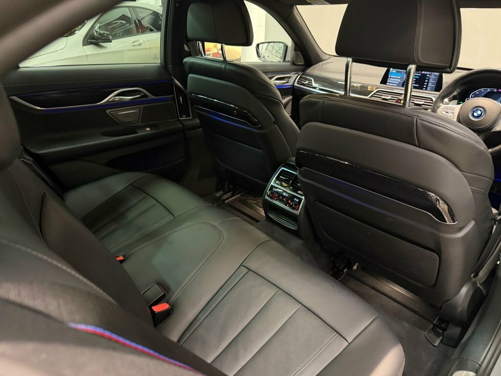 BMW 7 Series  Black #30