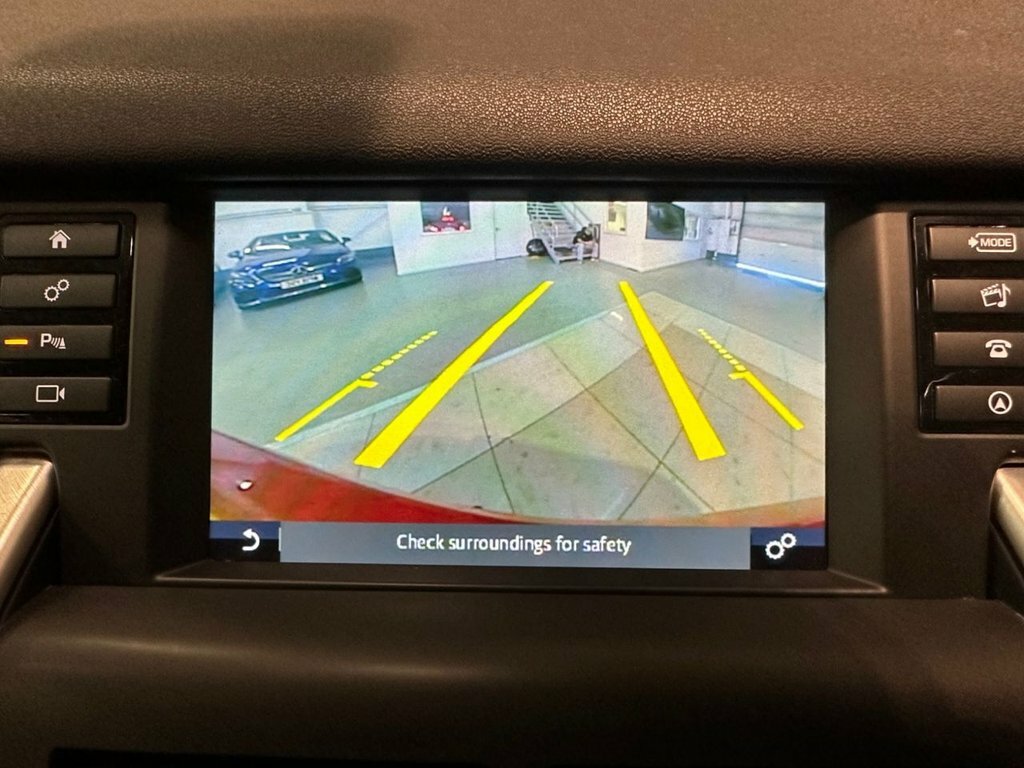 Land Rover Discovery Sport Td4 Se Tech White #8