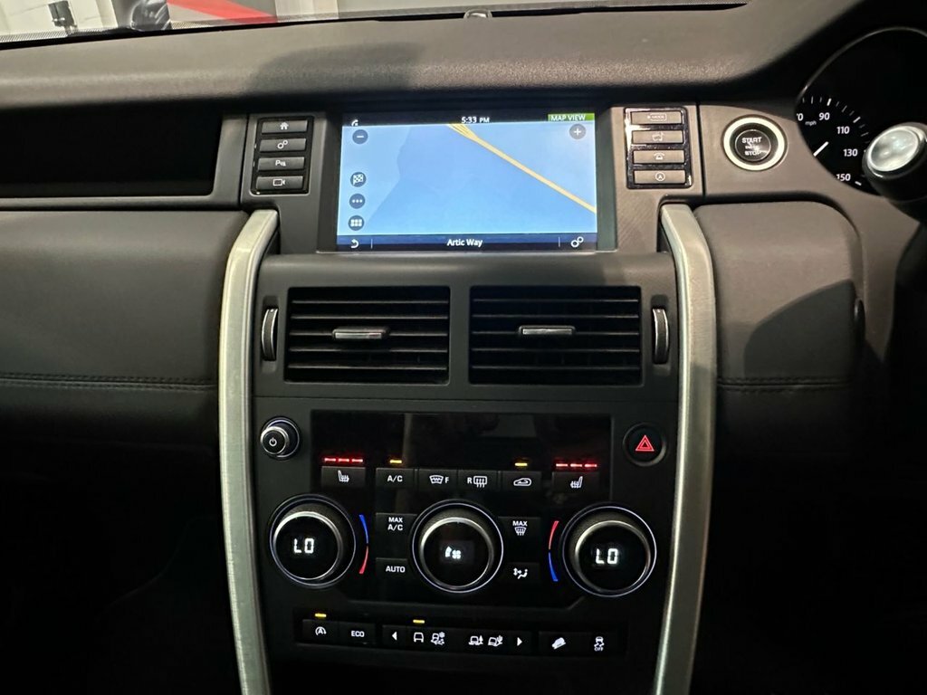 Land Rover Discovery Sport Td4 Se Tech White #20