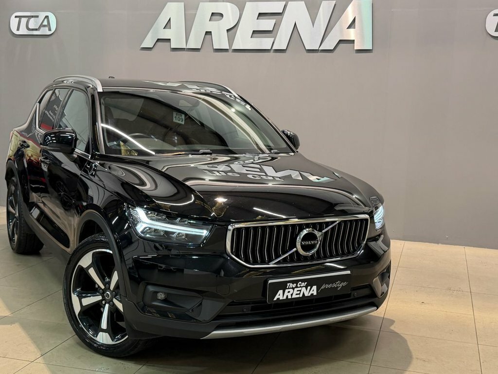 Volvo XC40 2L Inscription Black #3