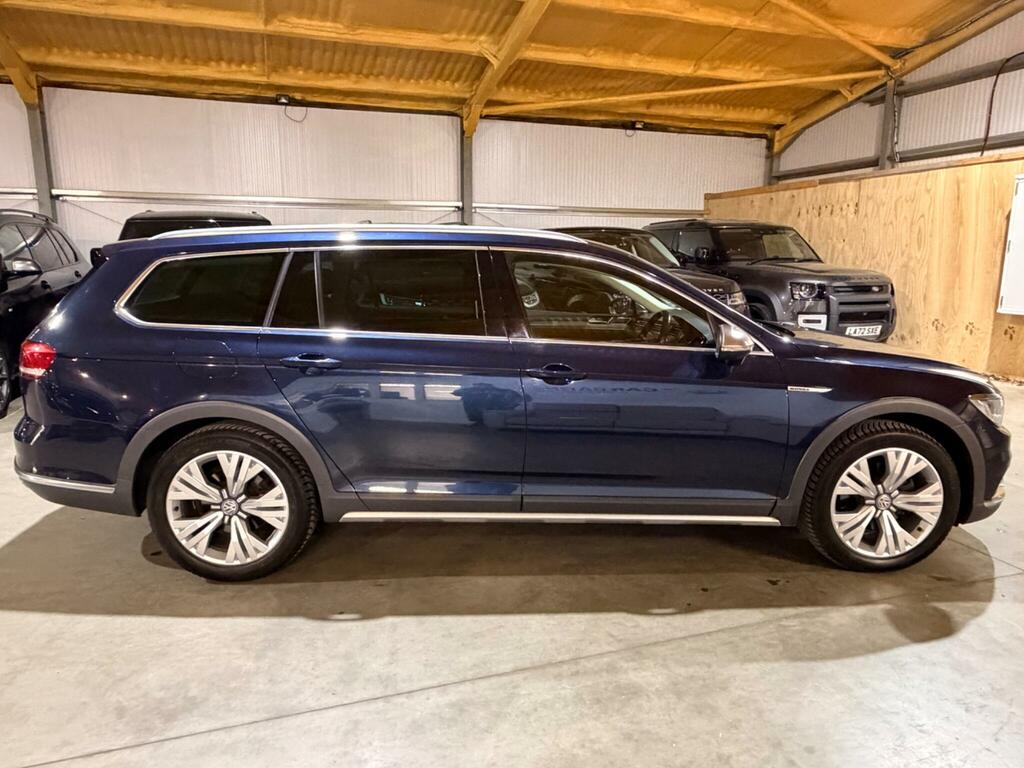 Volkswagen Passat Alltrack 2.0 Tdi Bluemotion Tech Alltrack Dsg 4Motion Euro Blue #6