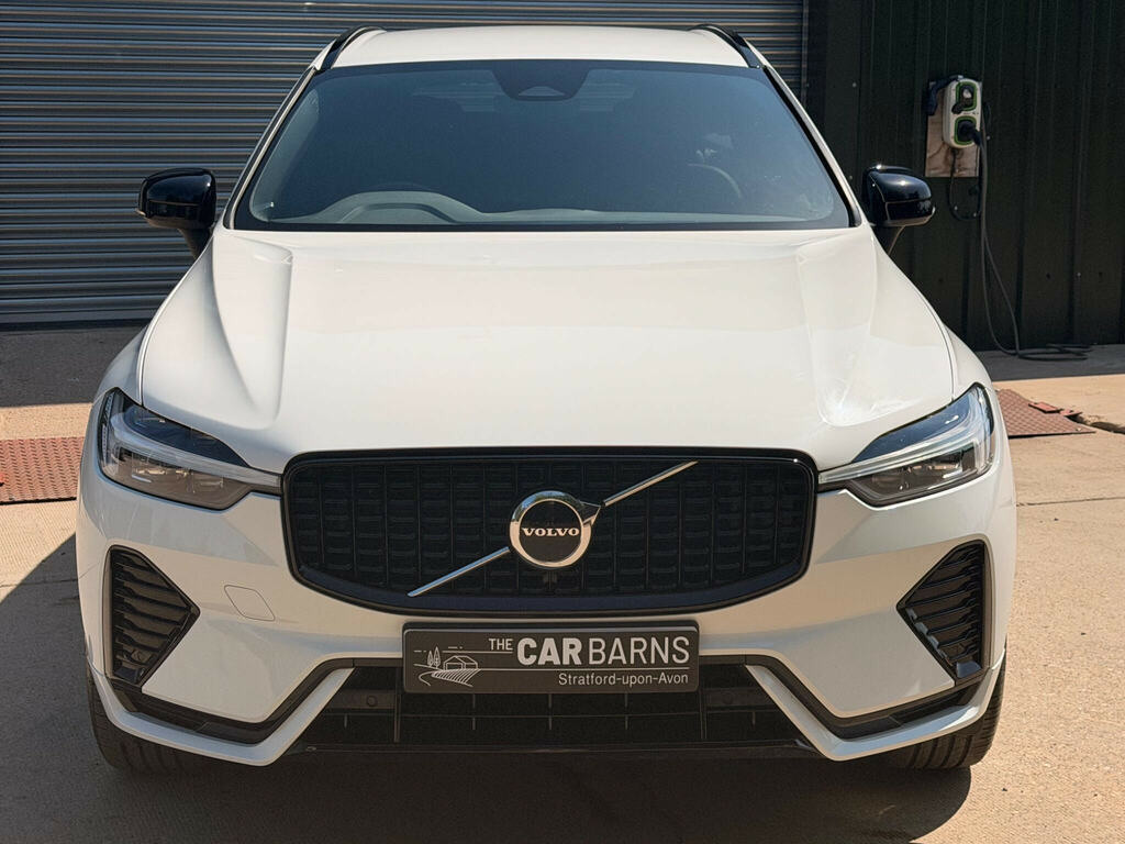 Volvo XC60 2.0 B5 Mhev R-design Awd Euro 6 Ss NV71DGE White #2