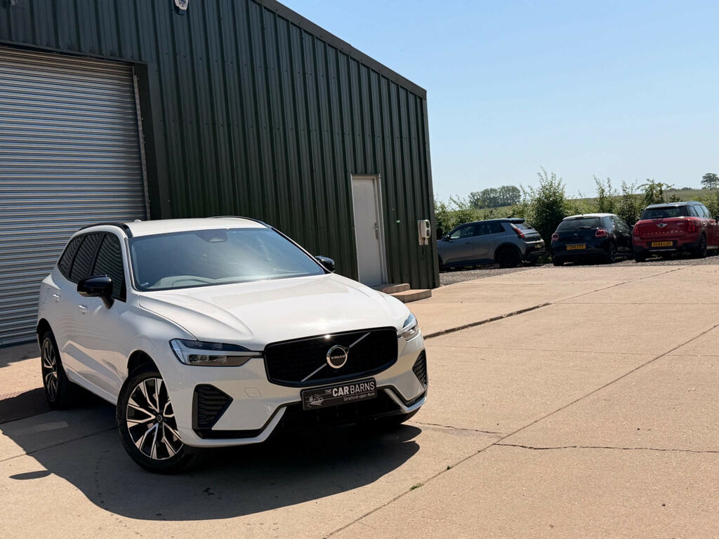 Volvo XC60 2.0 B5 Mhev R-design Awd Euro 6 Ss NV71DGE White #5