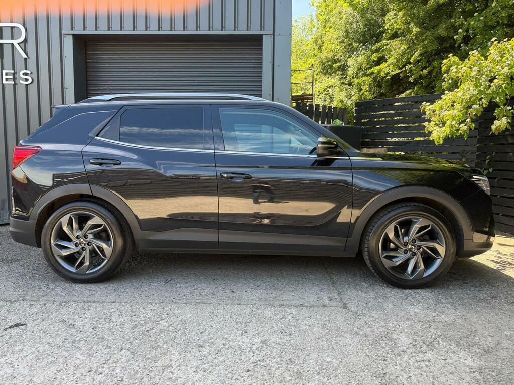 SsangYong Korando 1.6D Ultimate 4Wd Euro 6 Black #4
