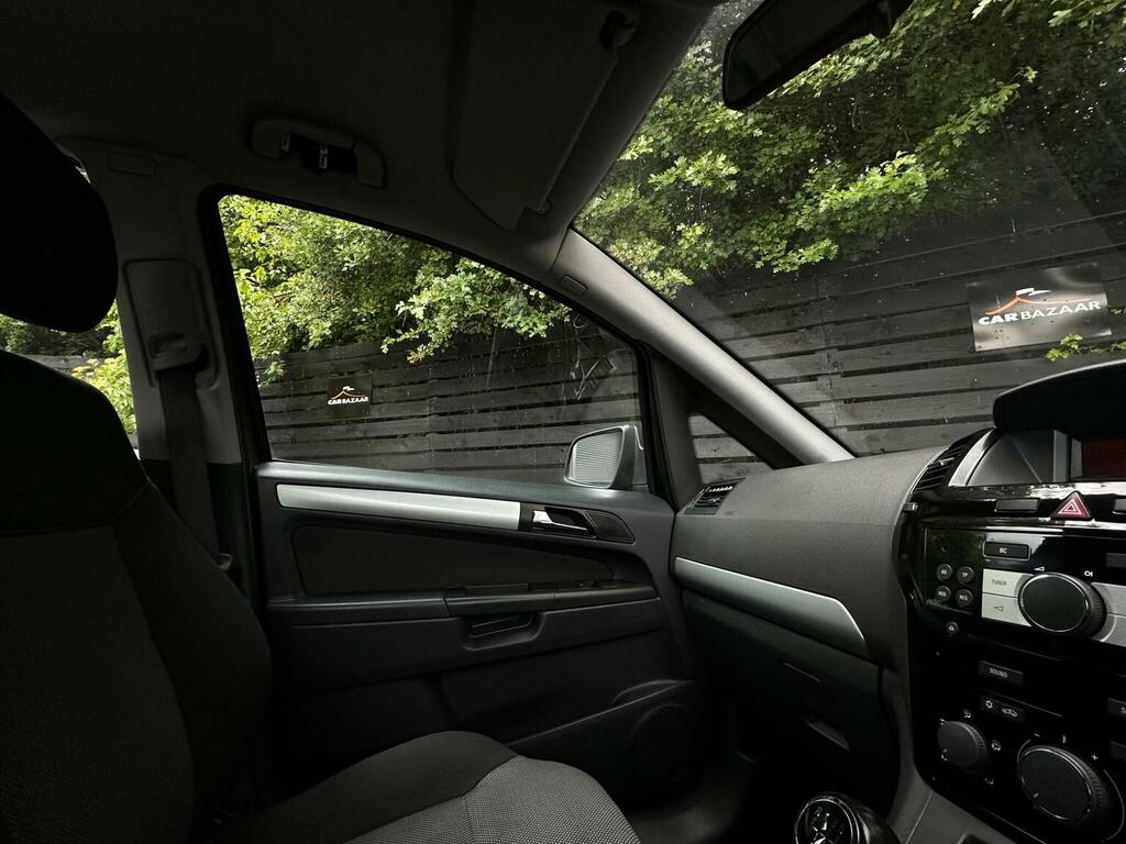 Vauxhall Zafira Blue #45