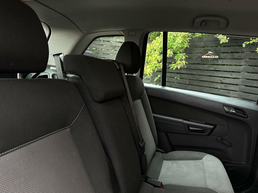 Vauxhall Zafira Blue #30