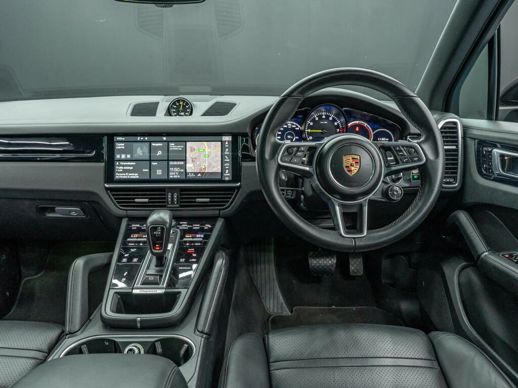 Porsche Cayenne 2018 4.0T V8 Turbo Suv Tiptronics 4Wd E Black #13