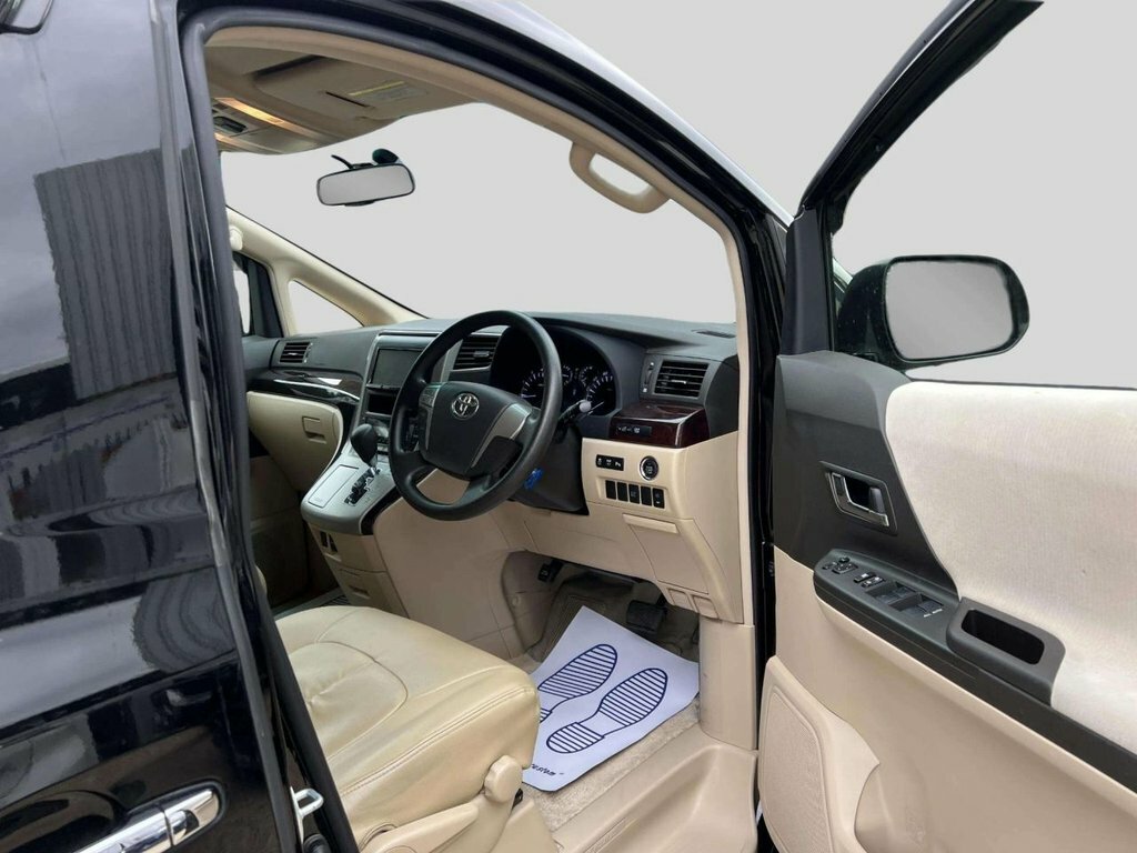 Toyota Vellfire Mpv Black #18