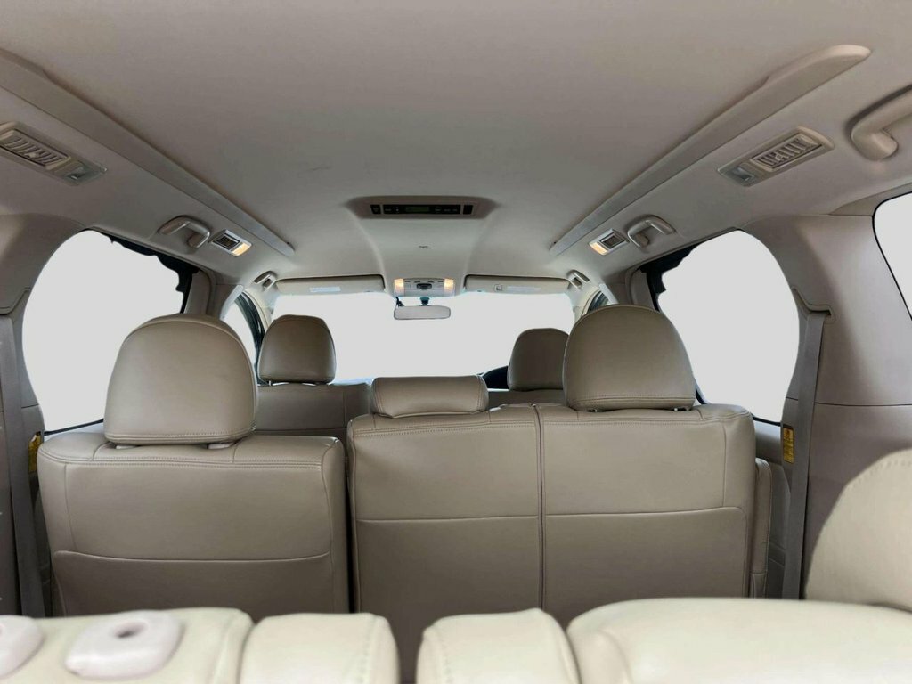 Toyota Vellfire Mpv Black #12